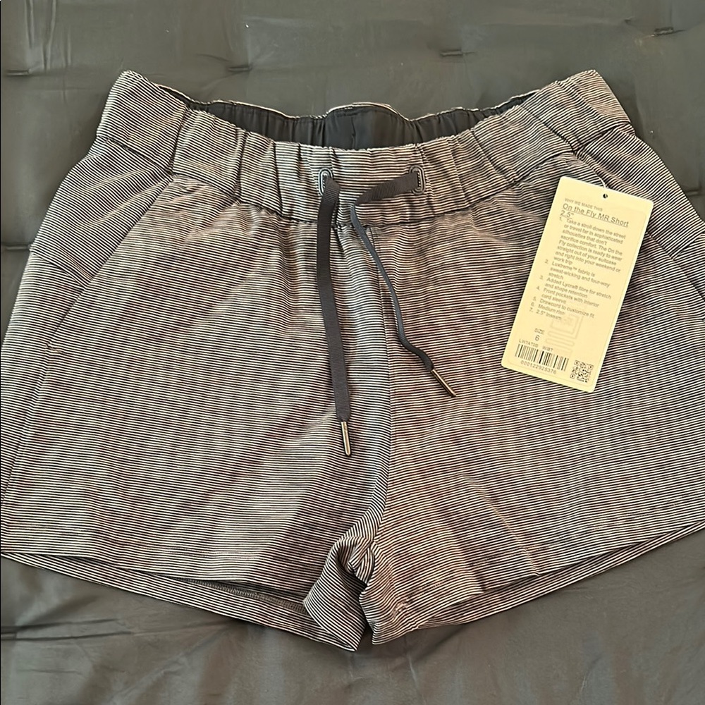 On the fly shorts 2.5” inseam NWT